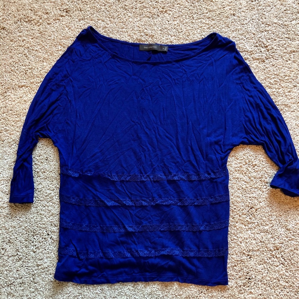 Blue dolman 3/4 sleeve blouse with lace.